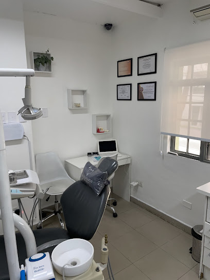 Dr. Lucas Camilo Borges - Consultório Odontológico