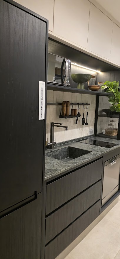 SP 360 Smart Living By Eztec